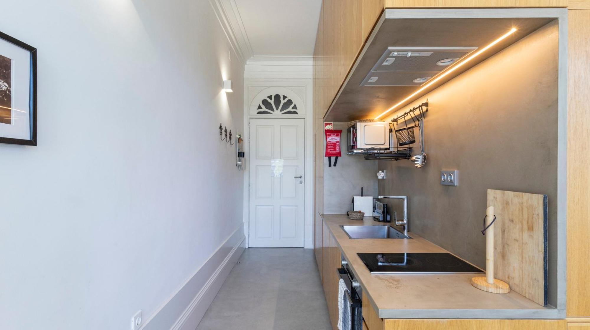 Oporto Downtown Studio By Lovelystay ภายนอก รูปภาพ