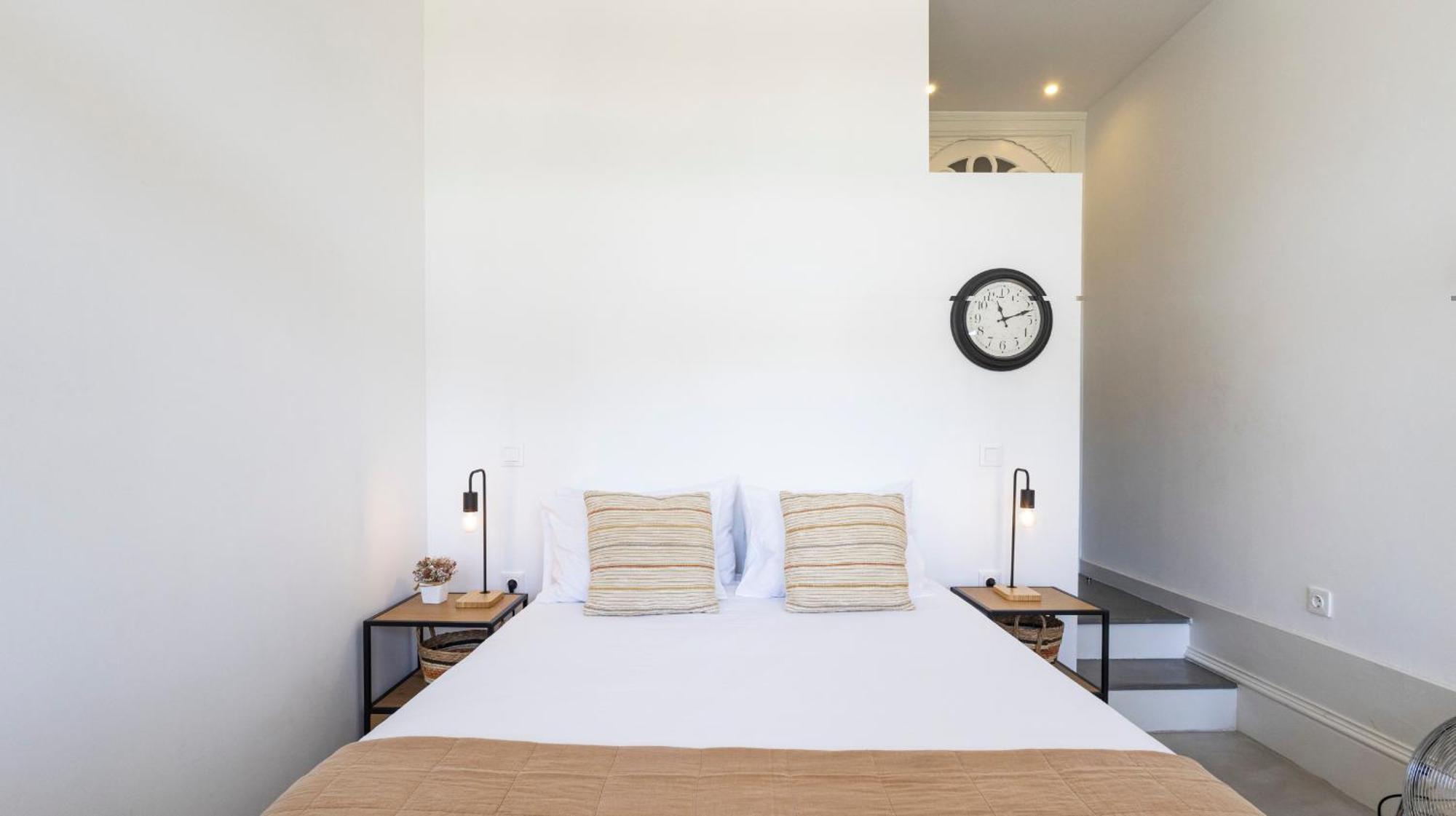 Oporto Downtown Studio By Lovelystay ภายนอก รูปภาพ